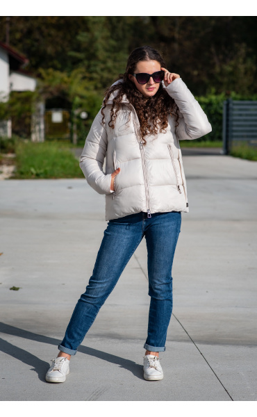 Krátká zimní bunda s kapucí MB8670 Itálie