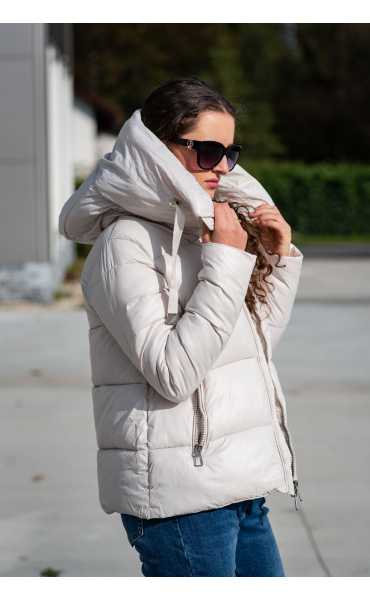 Krátká zimní bunda s kapucí MB8670 Itálie