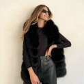 Stylová kožešinová vesta 9504 