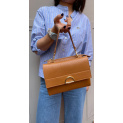 Stylová kožená crossbody kabelka 911