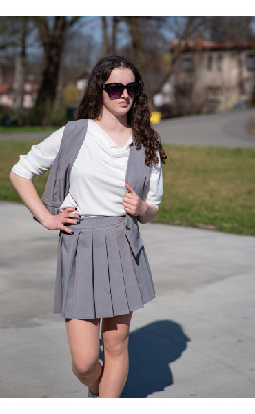 Dámská elegantní vesta U9978